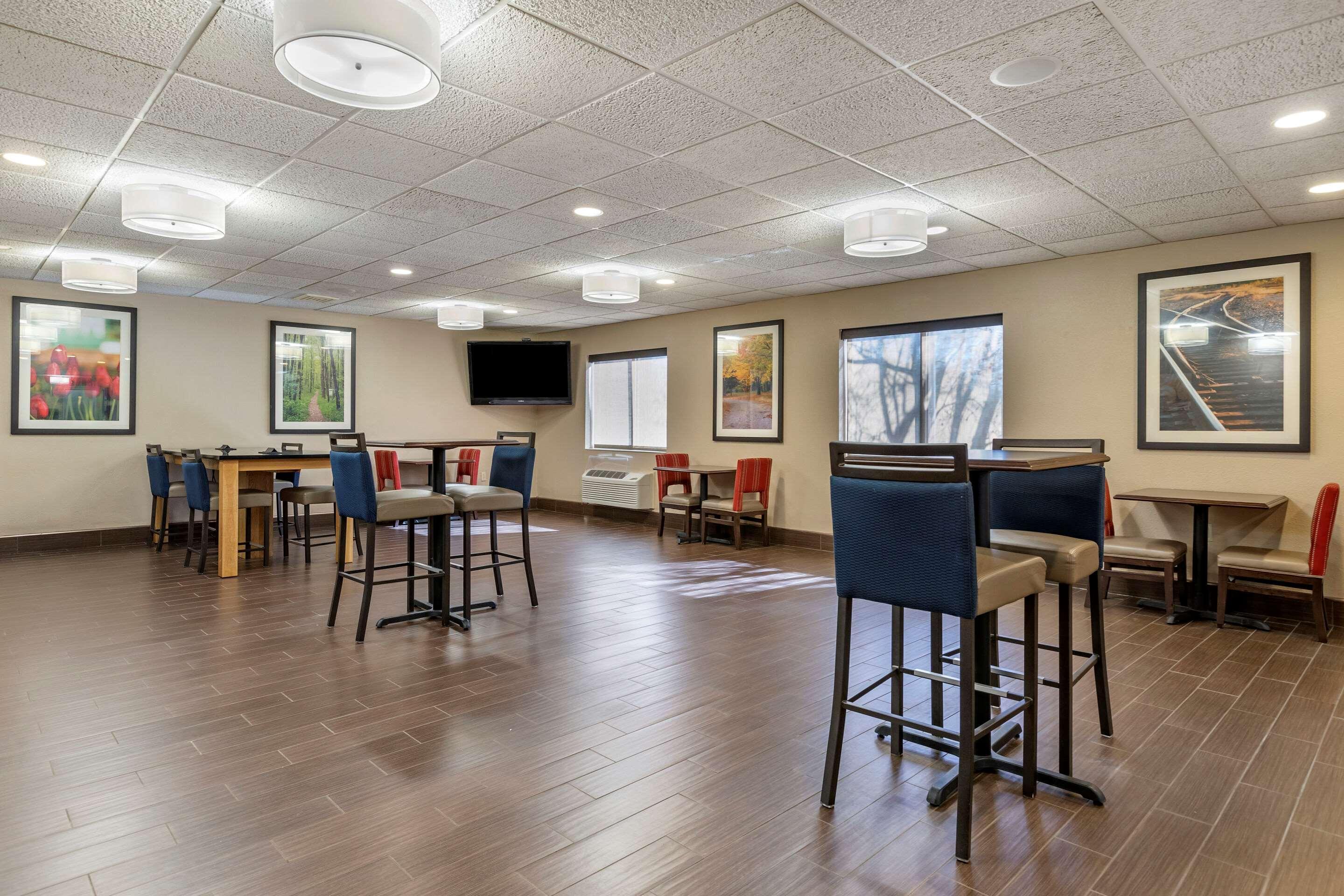 Comfort Inn & Suites Paw Paw Exteriér fotografie